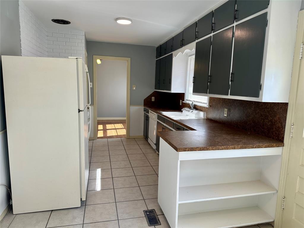 1224 Westlawn Drive