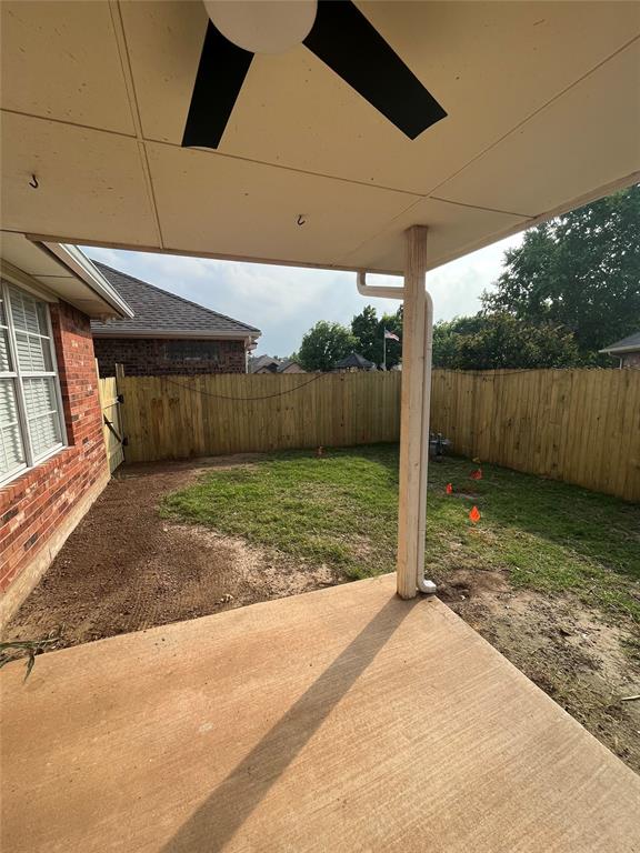 905 Pinebrooke Court