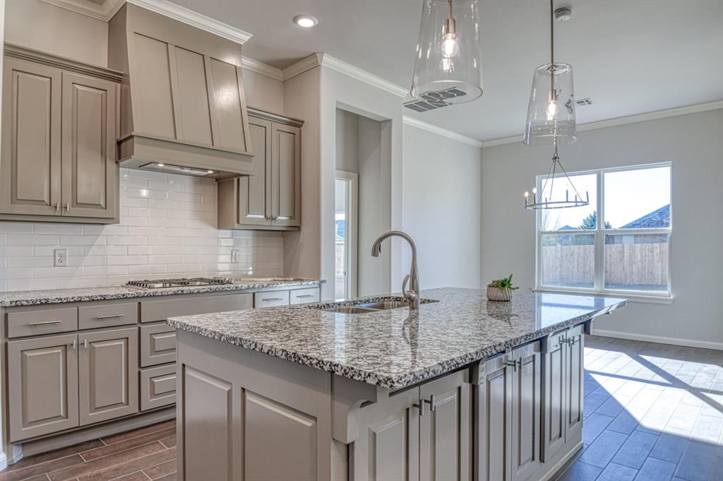 3224 Valley Brook