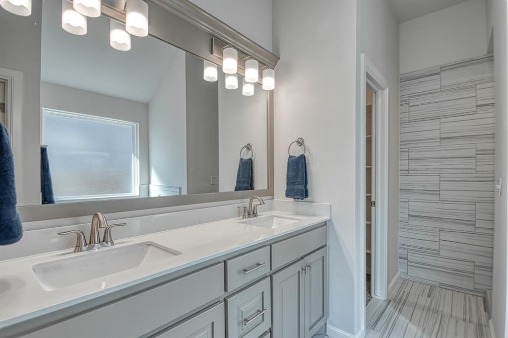 3224 Valley Brook