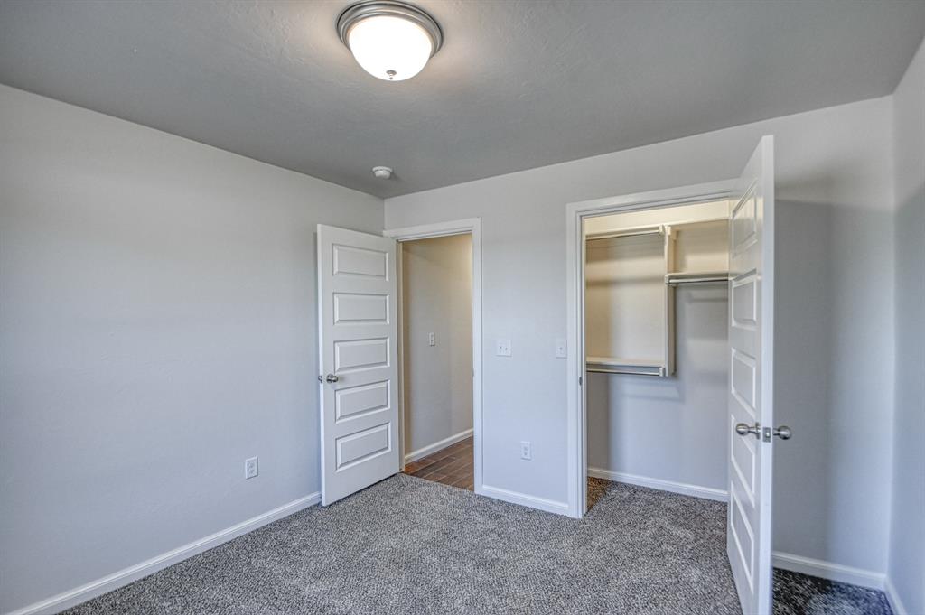 3224 Valley Brook