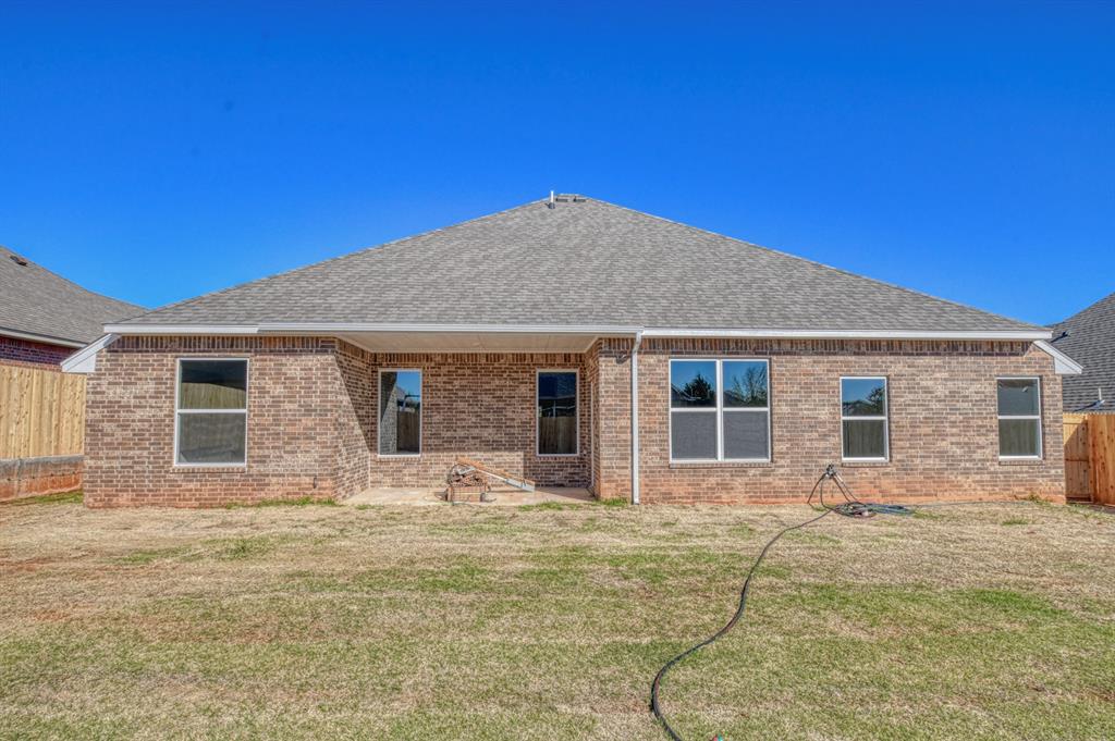 3224 Valley Brook