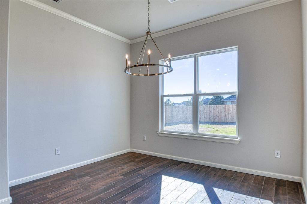 3224 Valley Brook