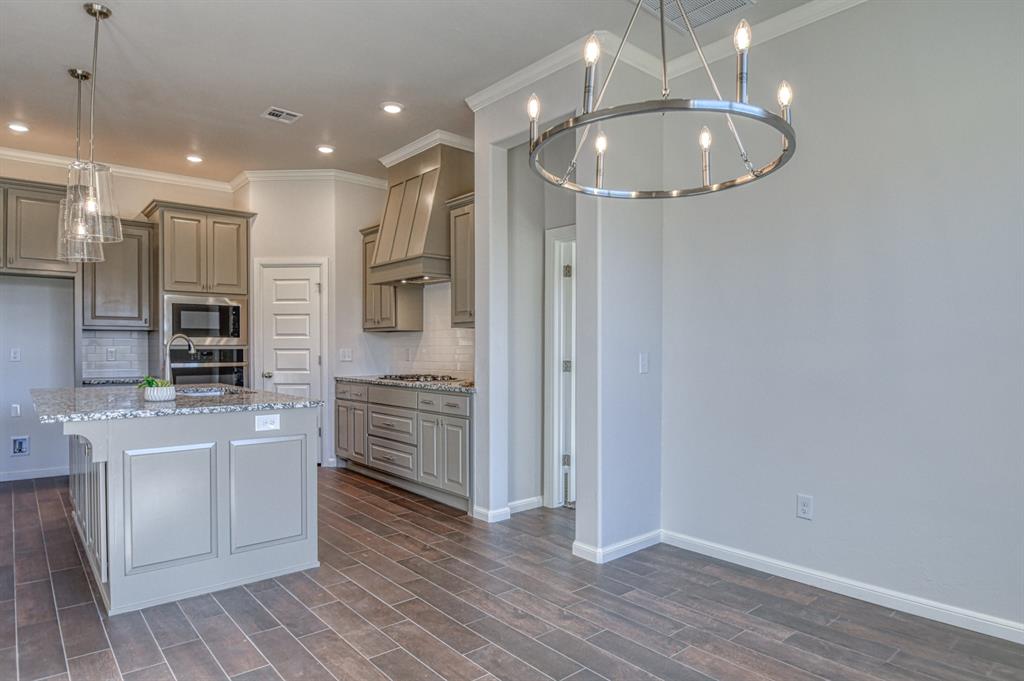 3224 Valley Brook