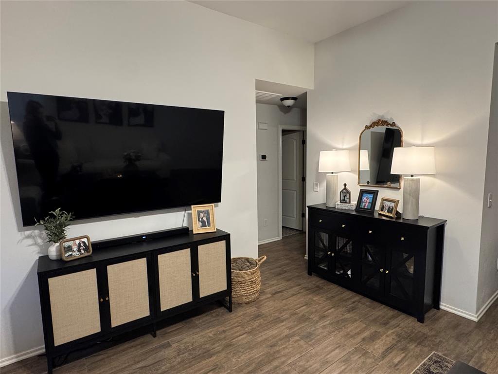 18625 Luna Drive