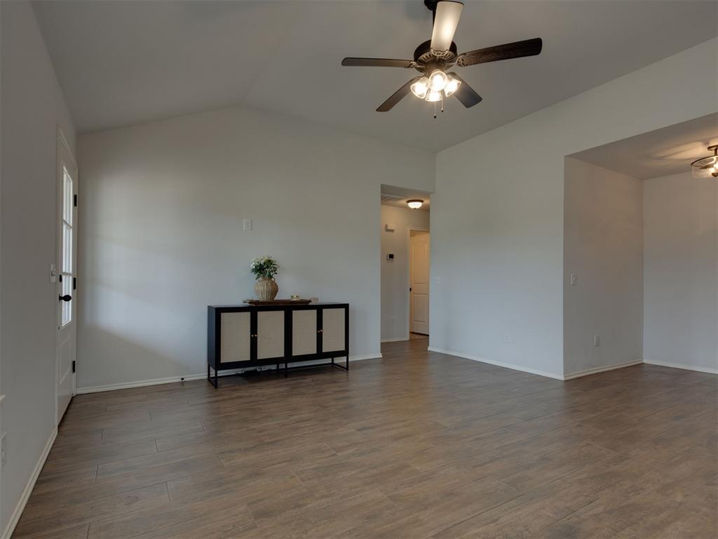 18625 Luna Drive