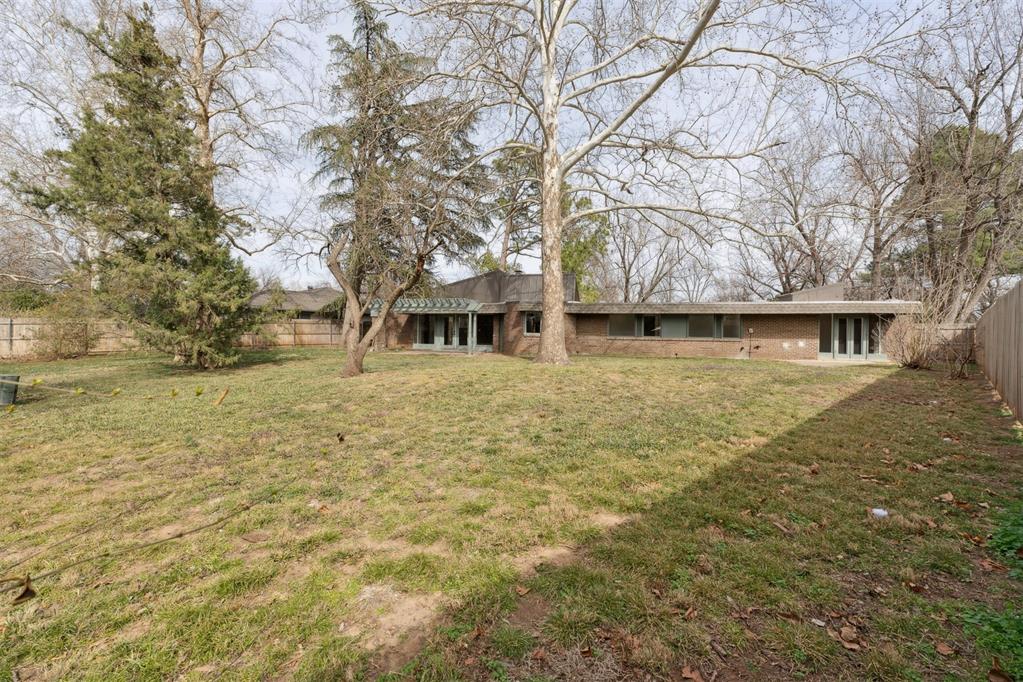 2518 Acacia Court