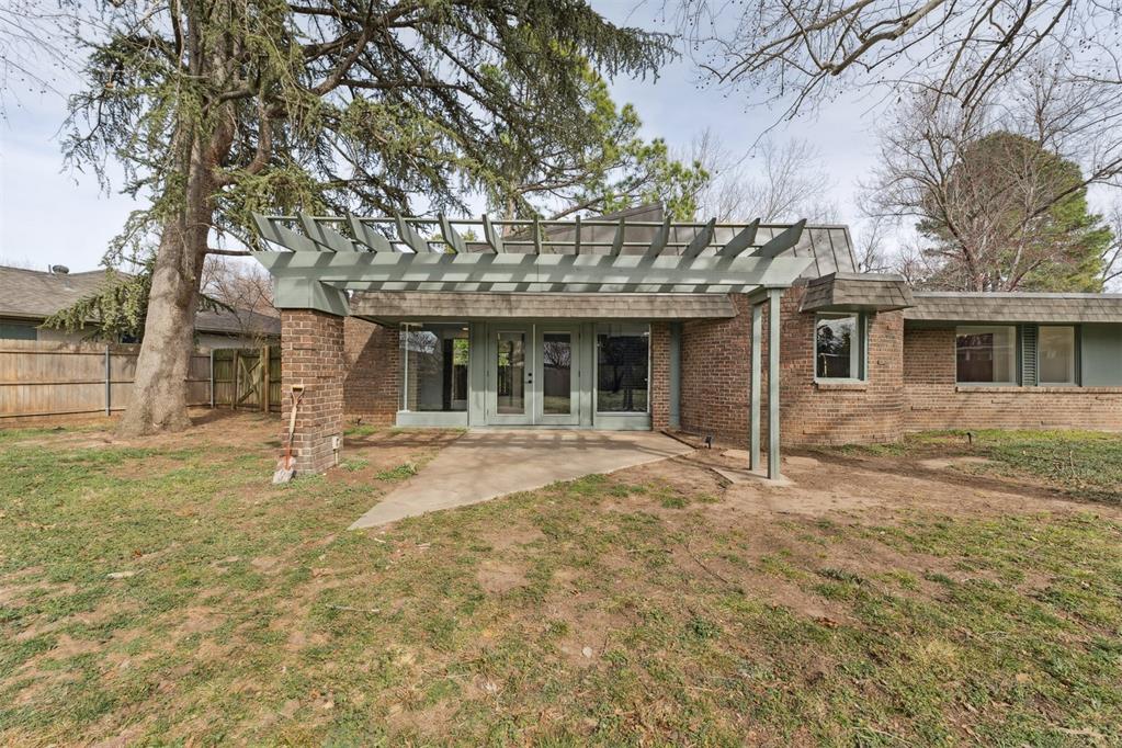 2518 Acacia Court