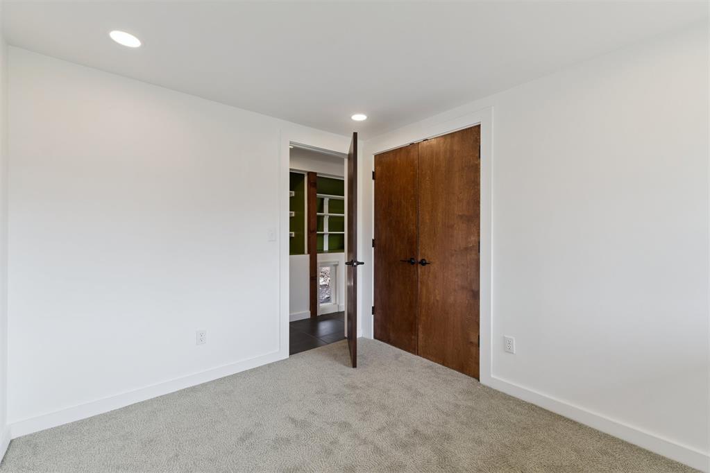 2518 Acacia Court
