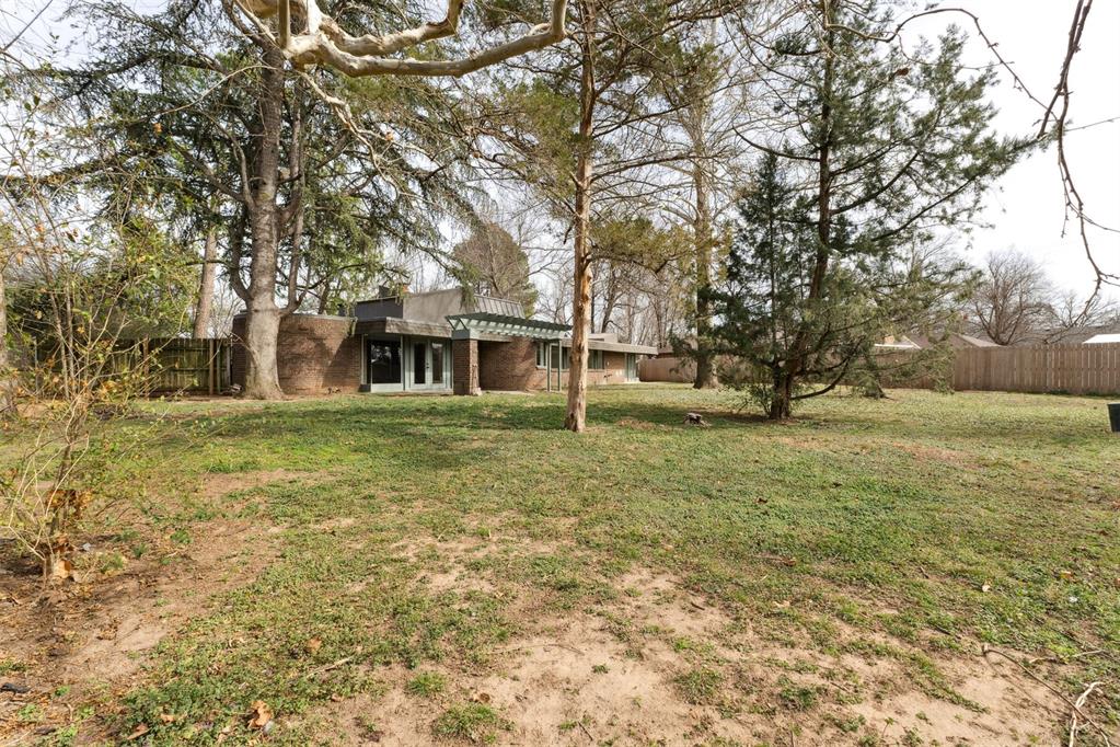 2518 Acacia Court