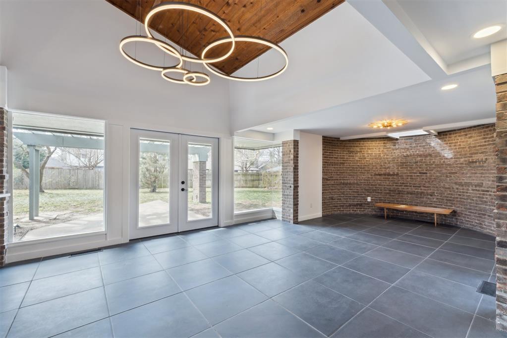 2518 Acacia Court