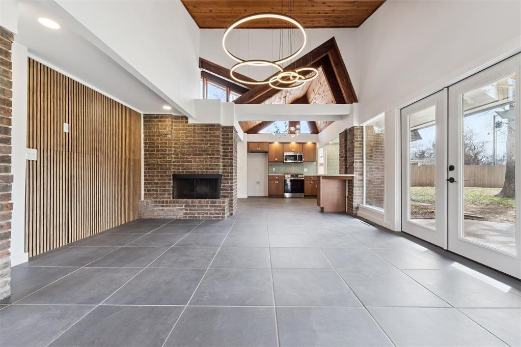 2518 Acacia Court
