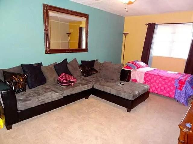 3609 N Drexel Boulevard