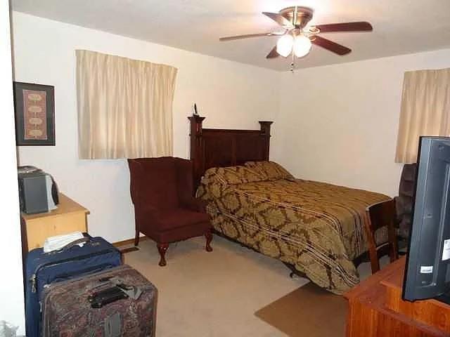 3609 N Drexel Boulevard