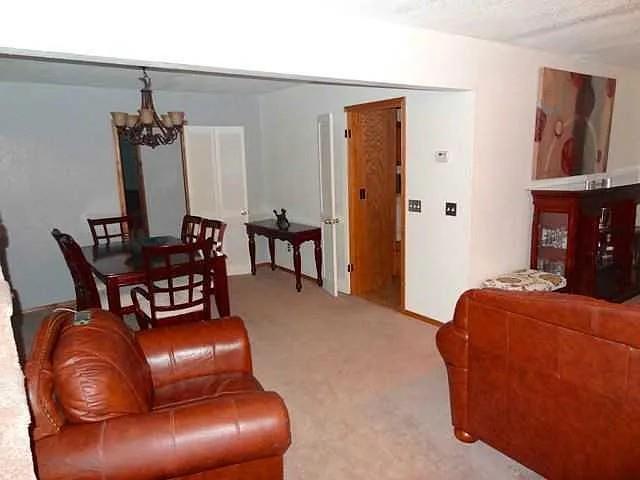3609 N Drexel Boulevard