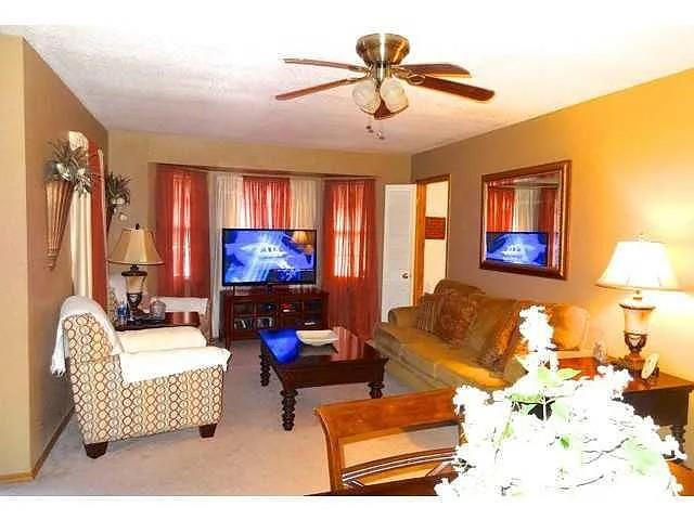 3609 N Drexel Boulevard