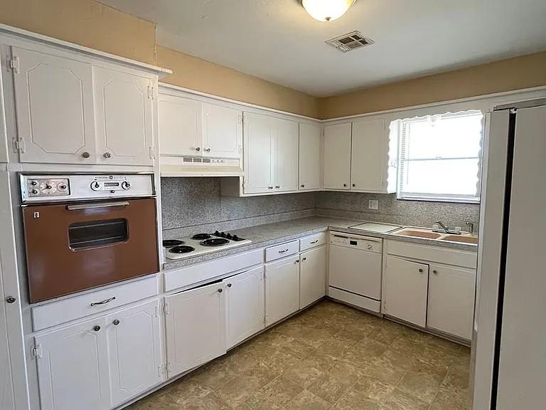 3617 N Drexel Boulevard