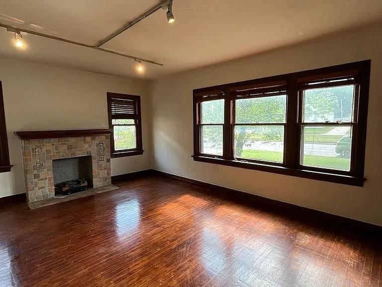 1414 N Drexel Boulevard