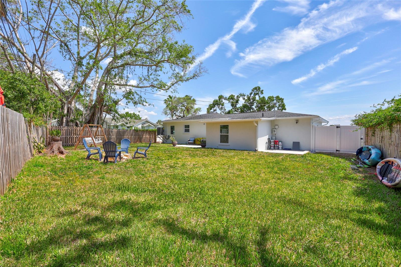 4321 SUNRISE DR S