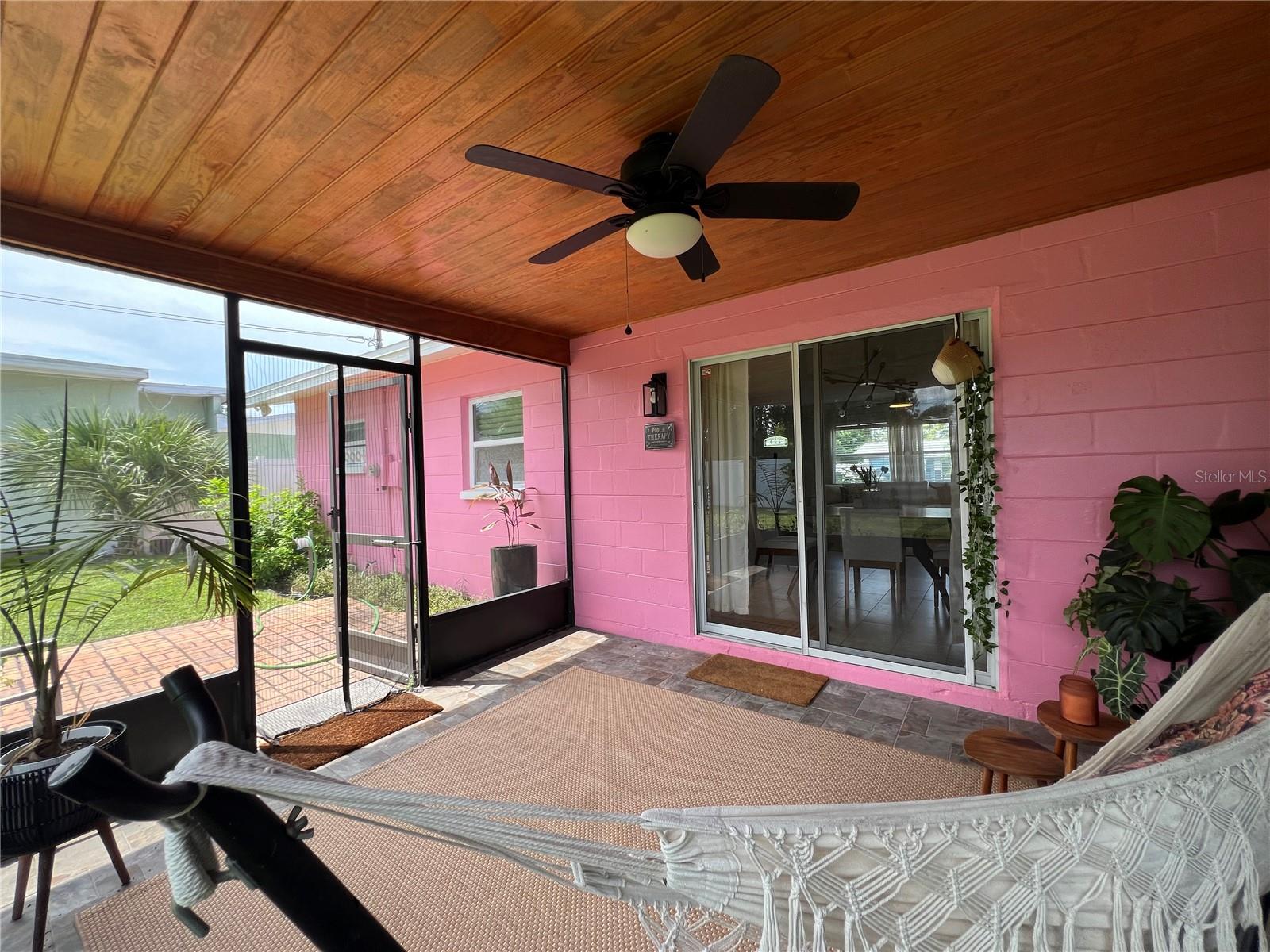 3748 MANATEE DR SE