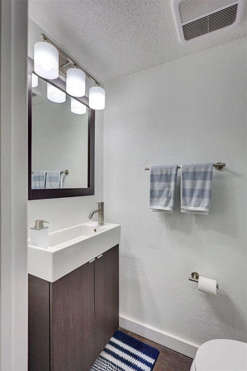 4799 COQUINA KEY DR SE