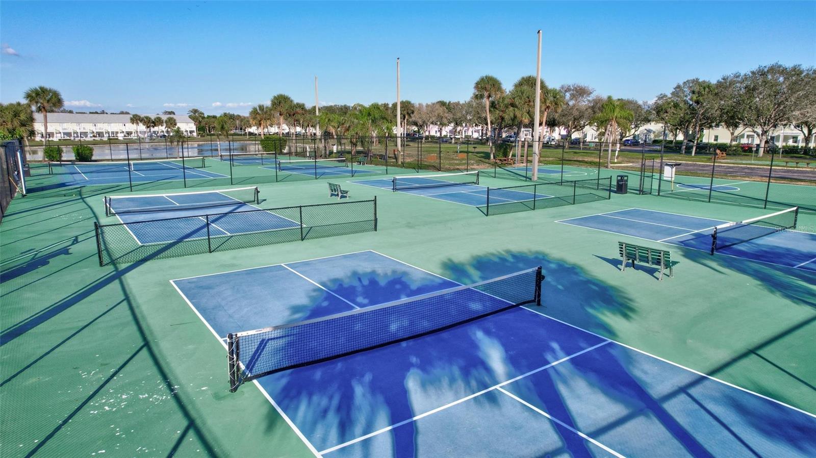 4799 COQUINA KEY DR SE