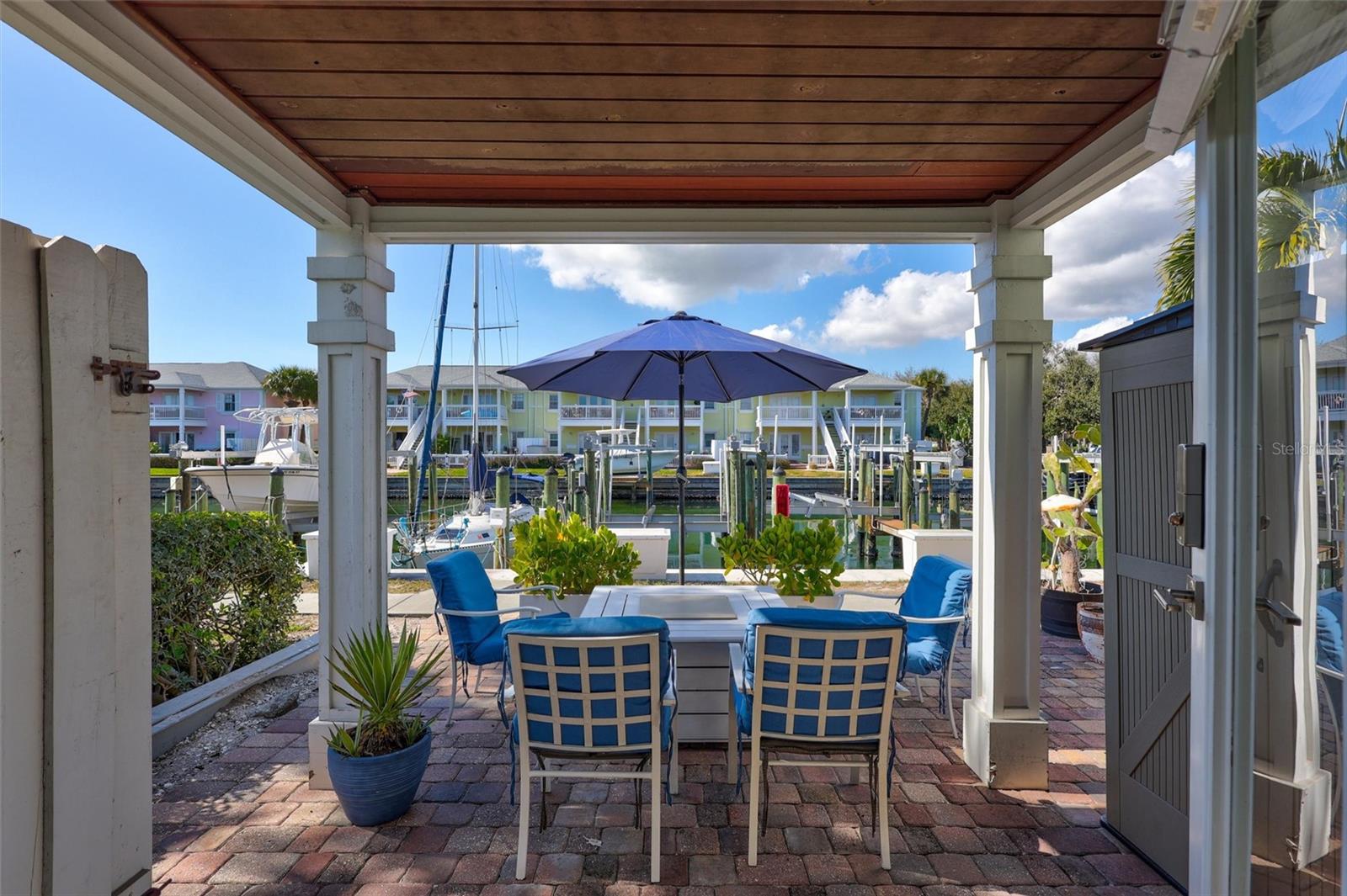 4799 COQUINA KEY DR SE