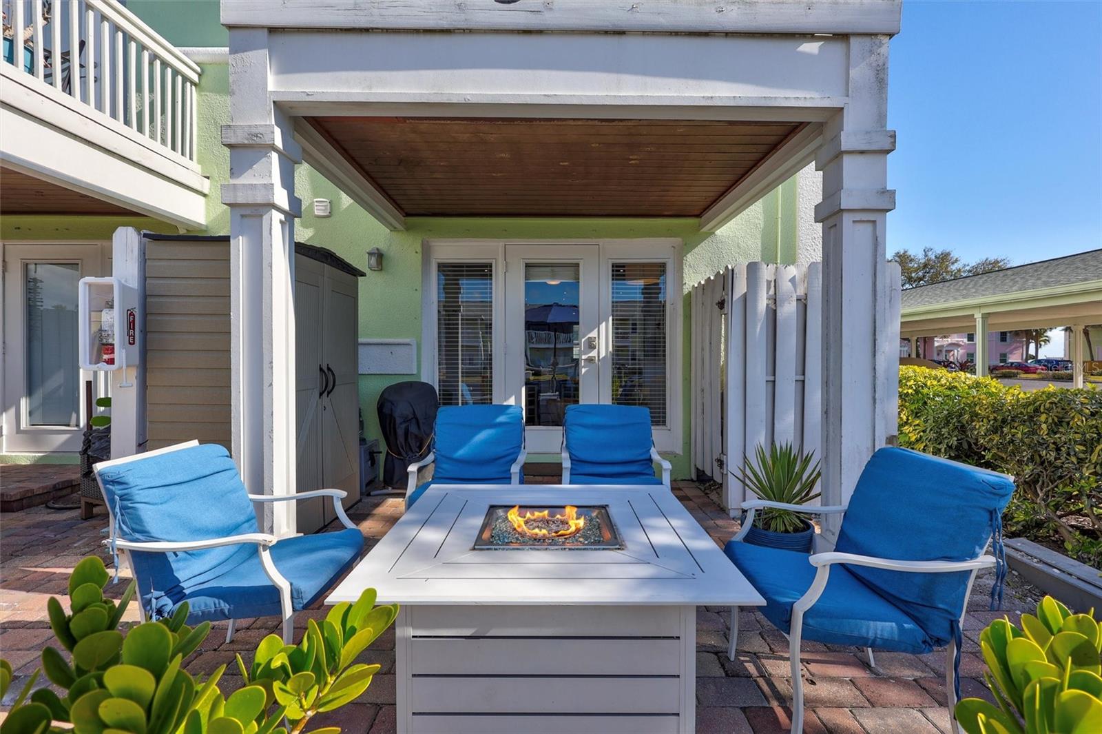 4799 COQUINA KEY DR SE