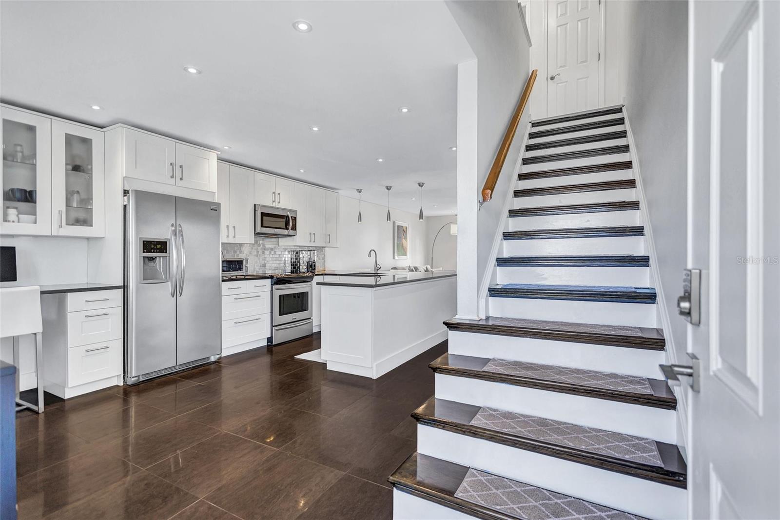 4799 COQUINA KEY DR SE