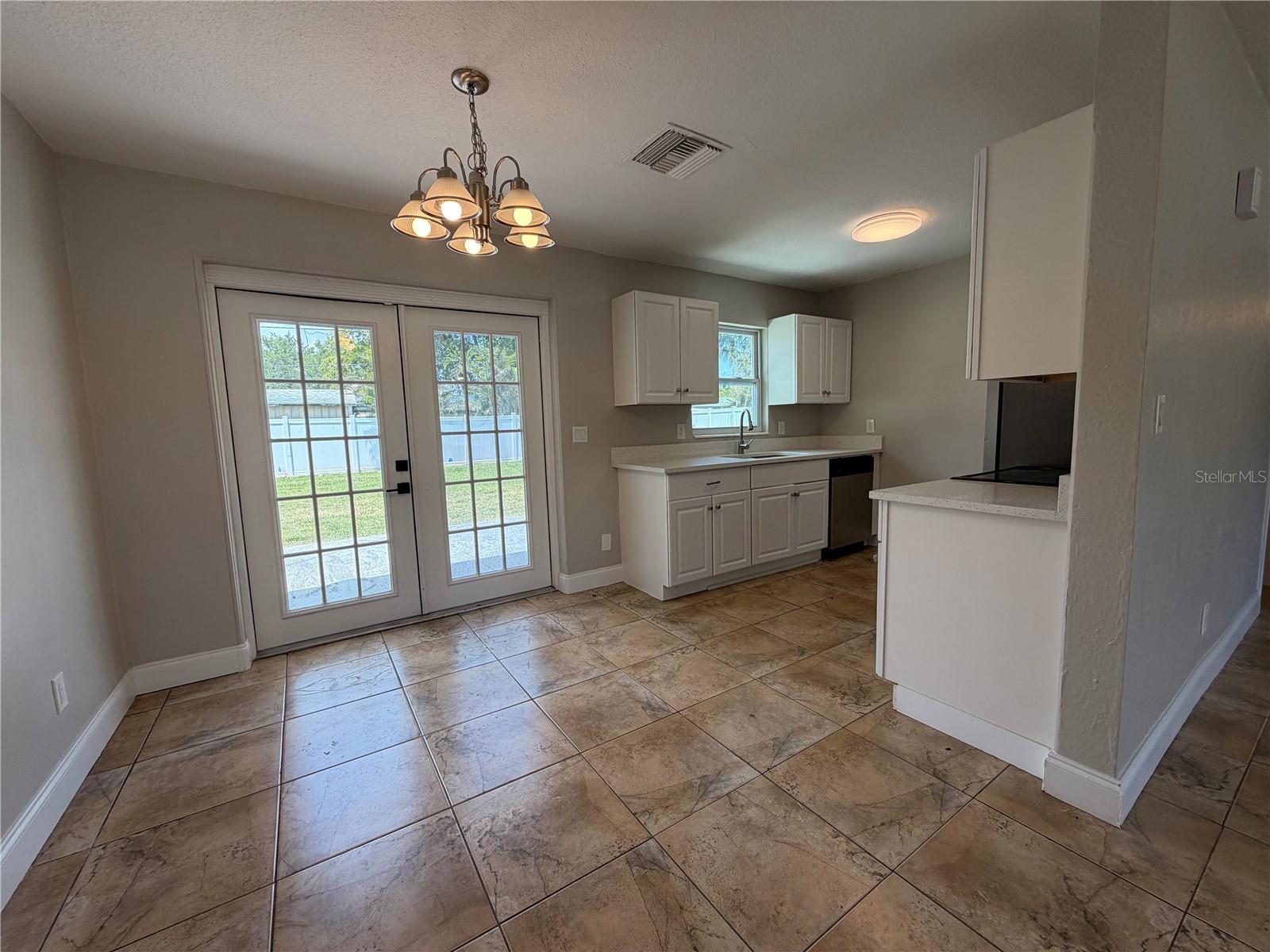 4185 BARRACUDA DR SE
