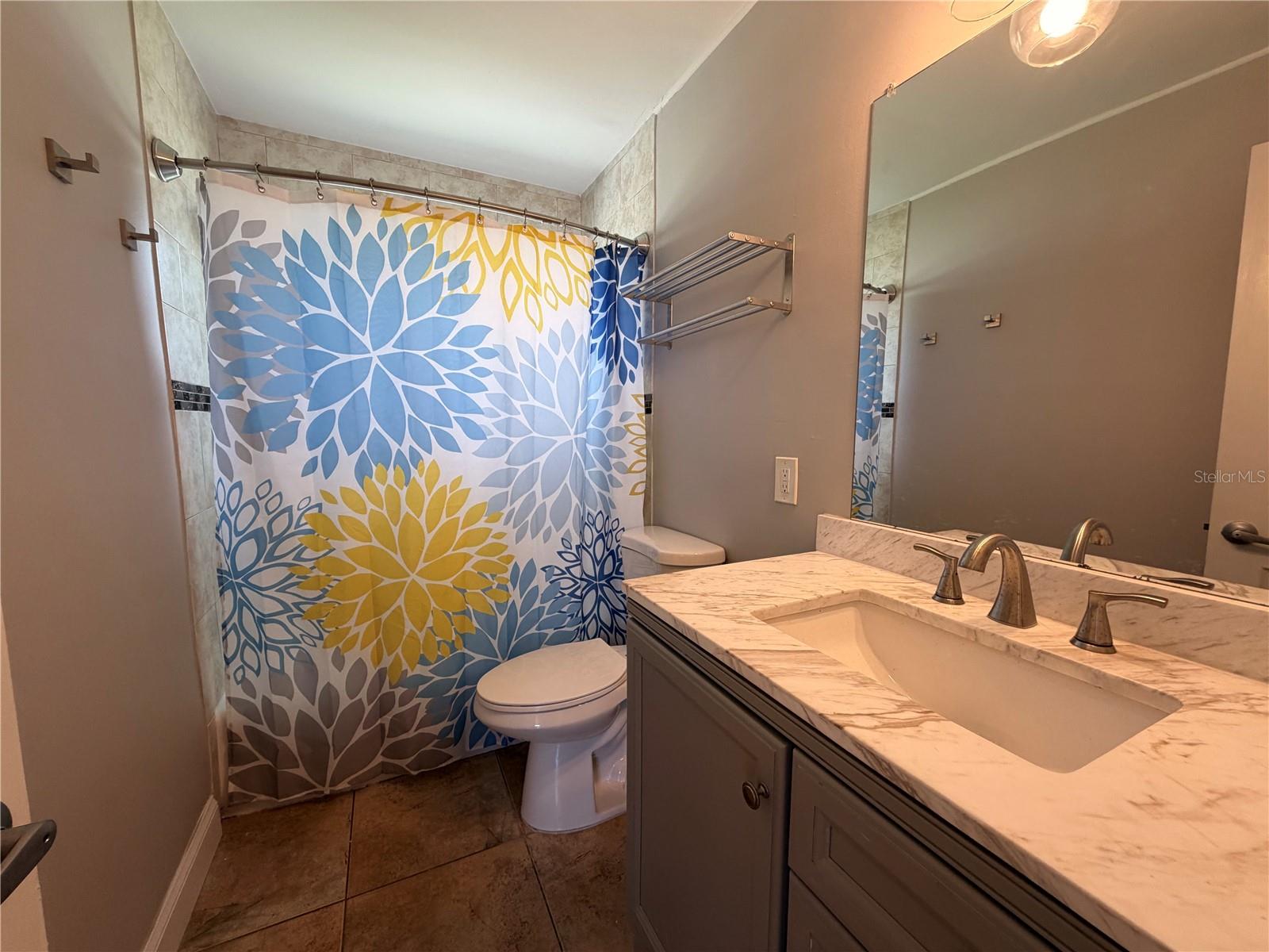 4185 BARRACUDA DR SE