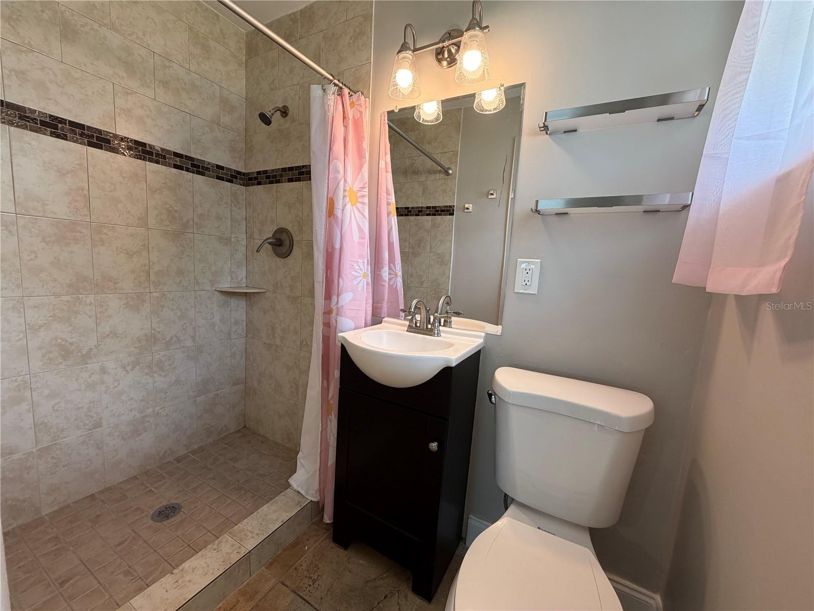 4185 BARRACUDA DR SE
