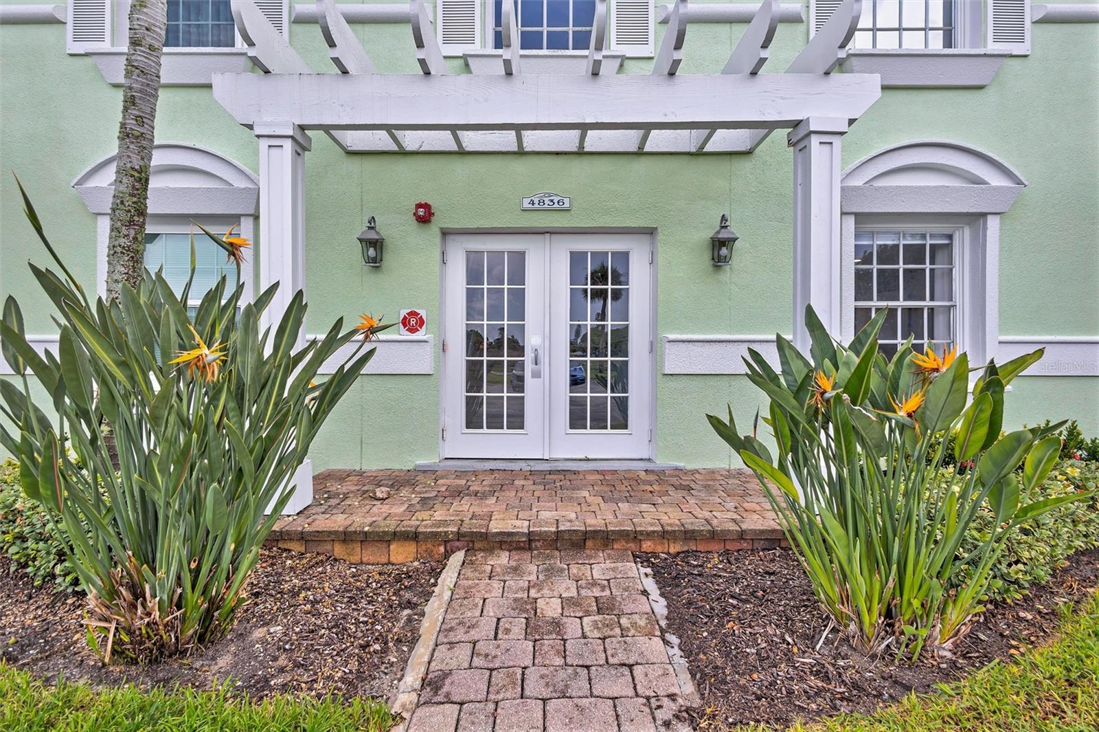 4836 SNOOK DR SE #C