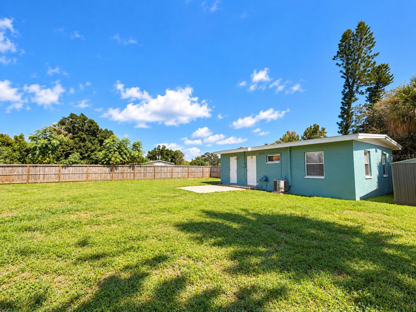 4151 NEPTUNE DR SE