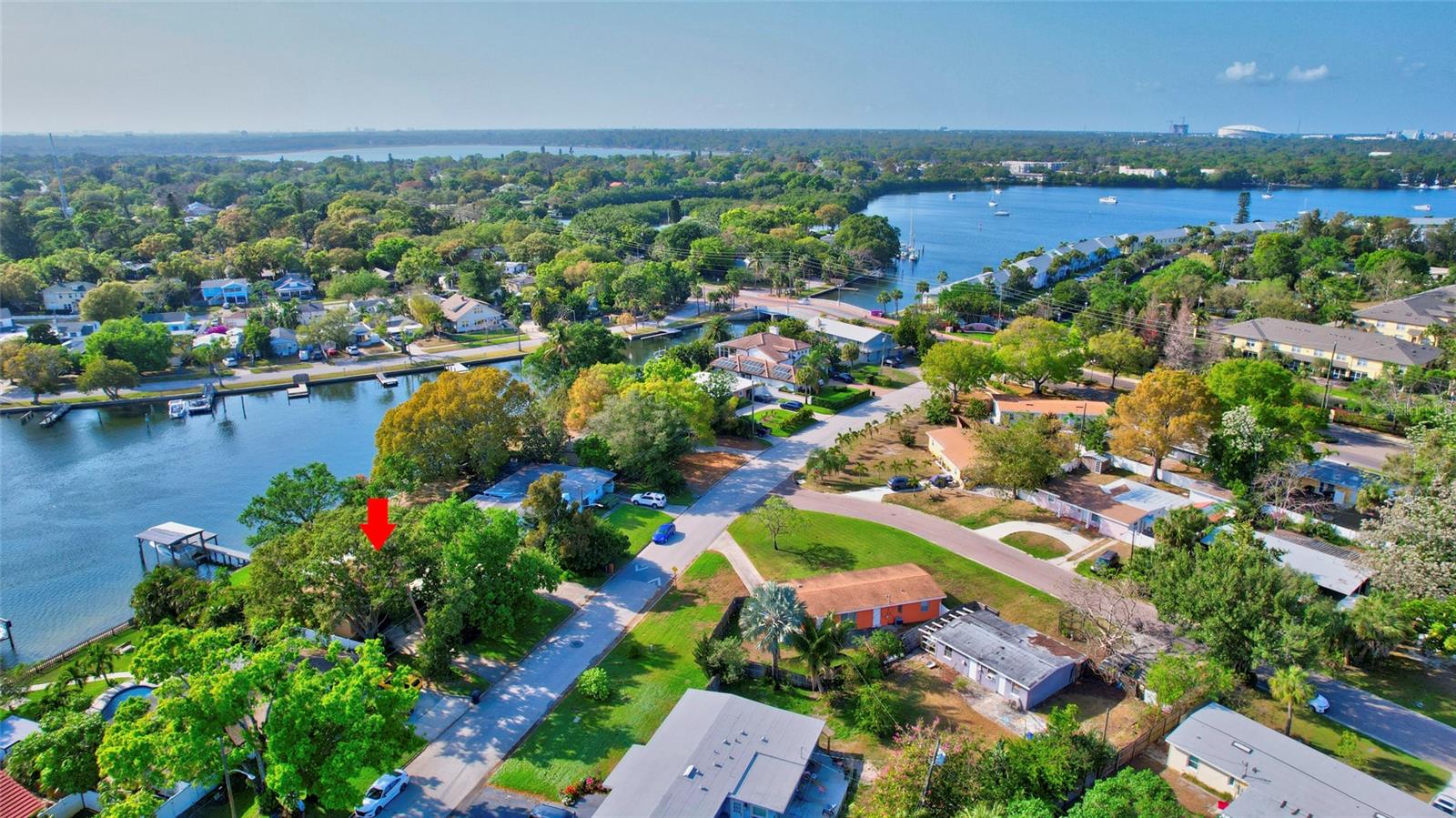 4029 POMPANO DR SE