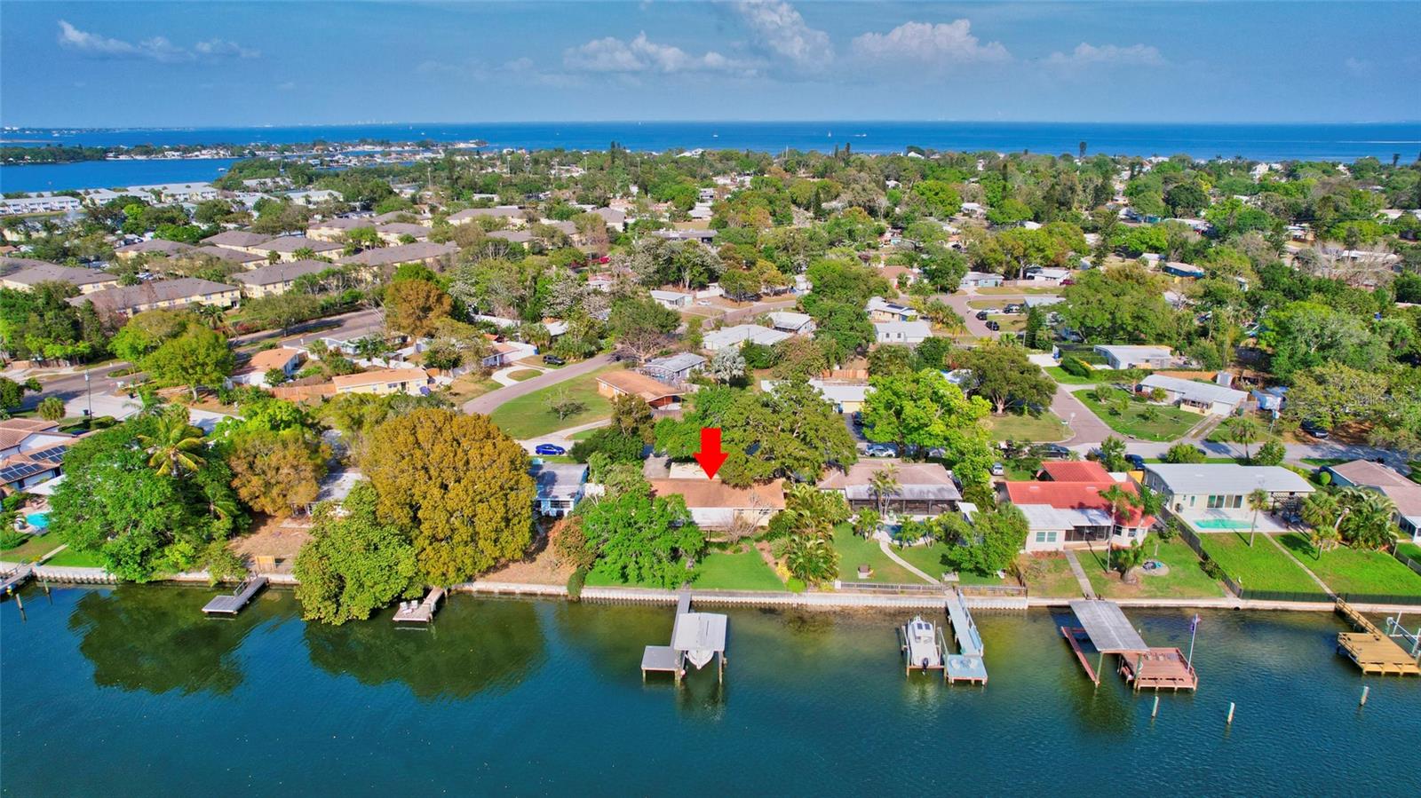 4029 POMPANO DR SE