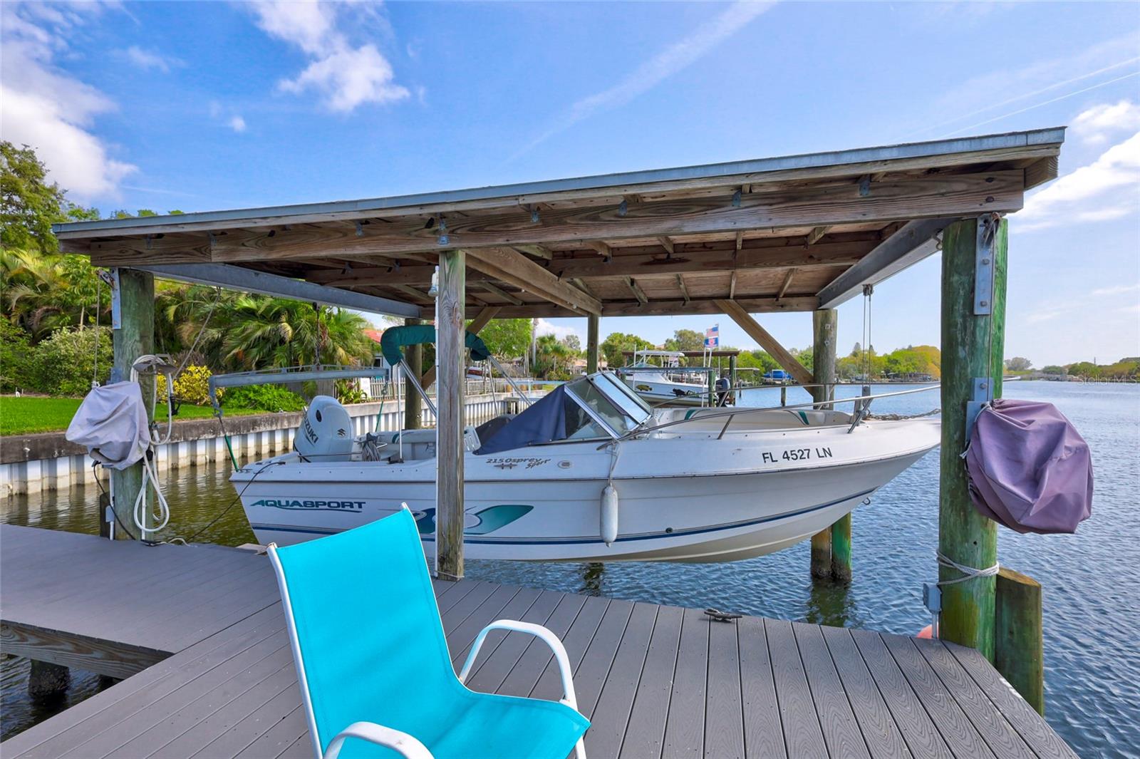 4029 POMPANO DR SE