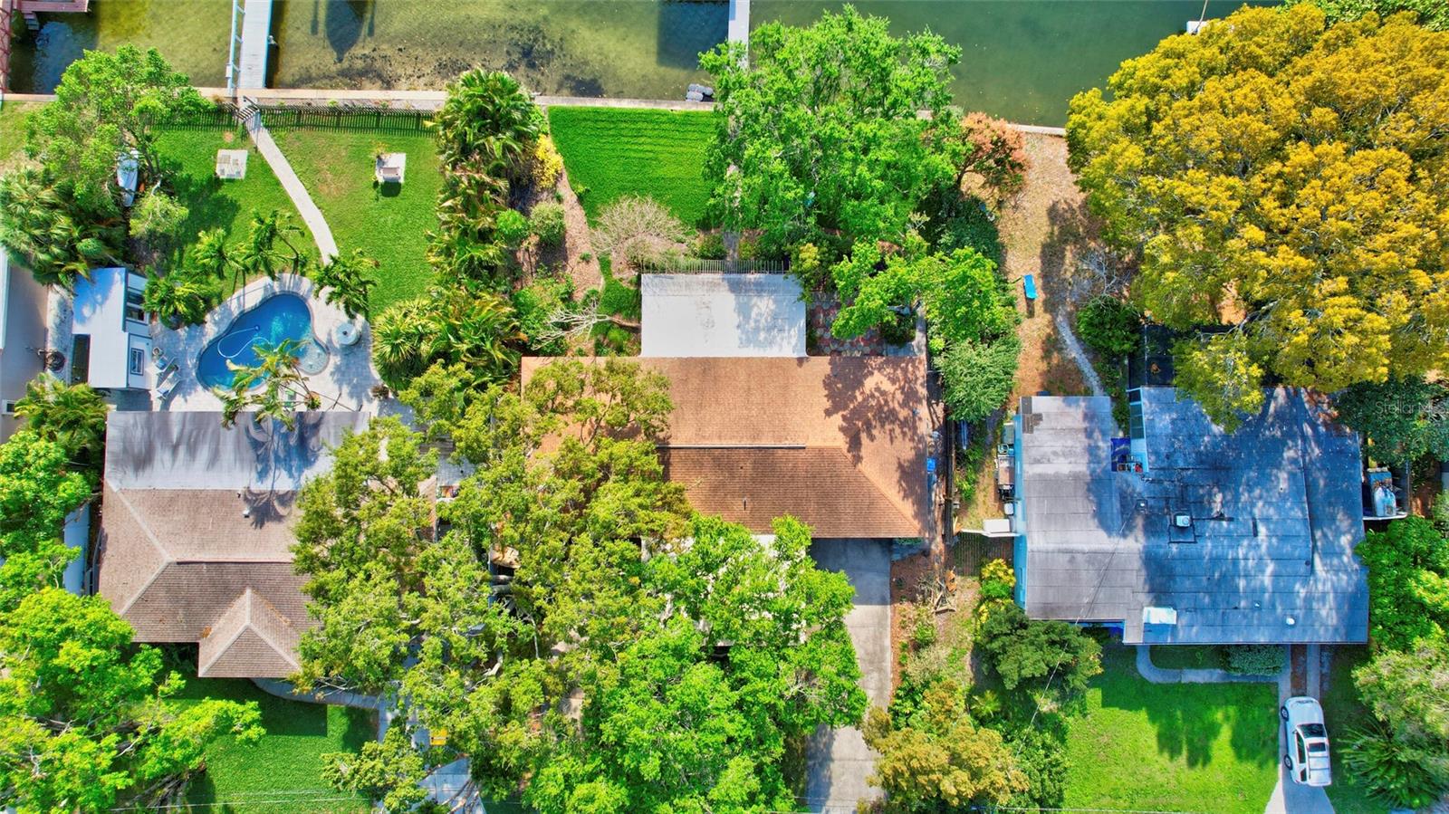 4029 POMPANO DR SE