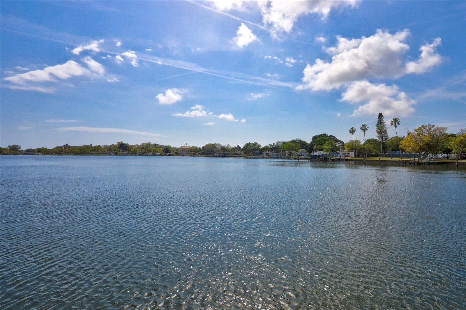 4029 POMPANO DR SE