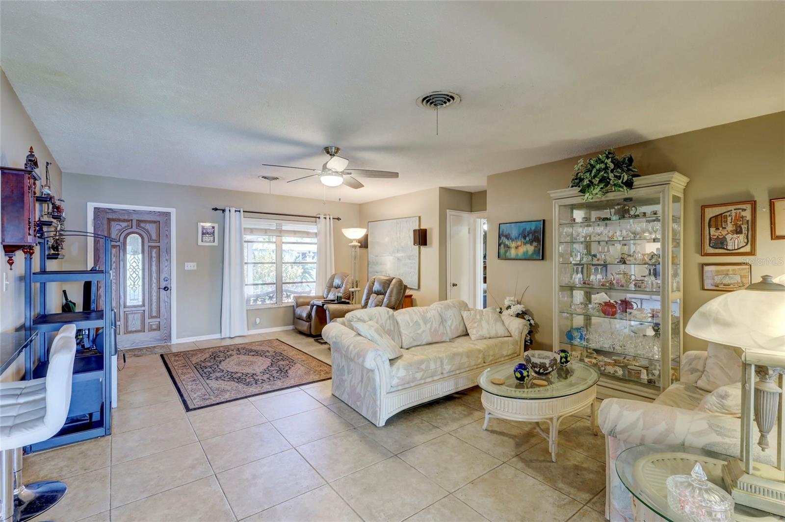 4029 POMPANO DR SE