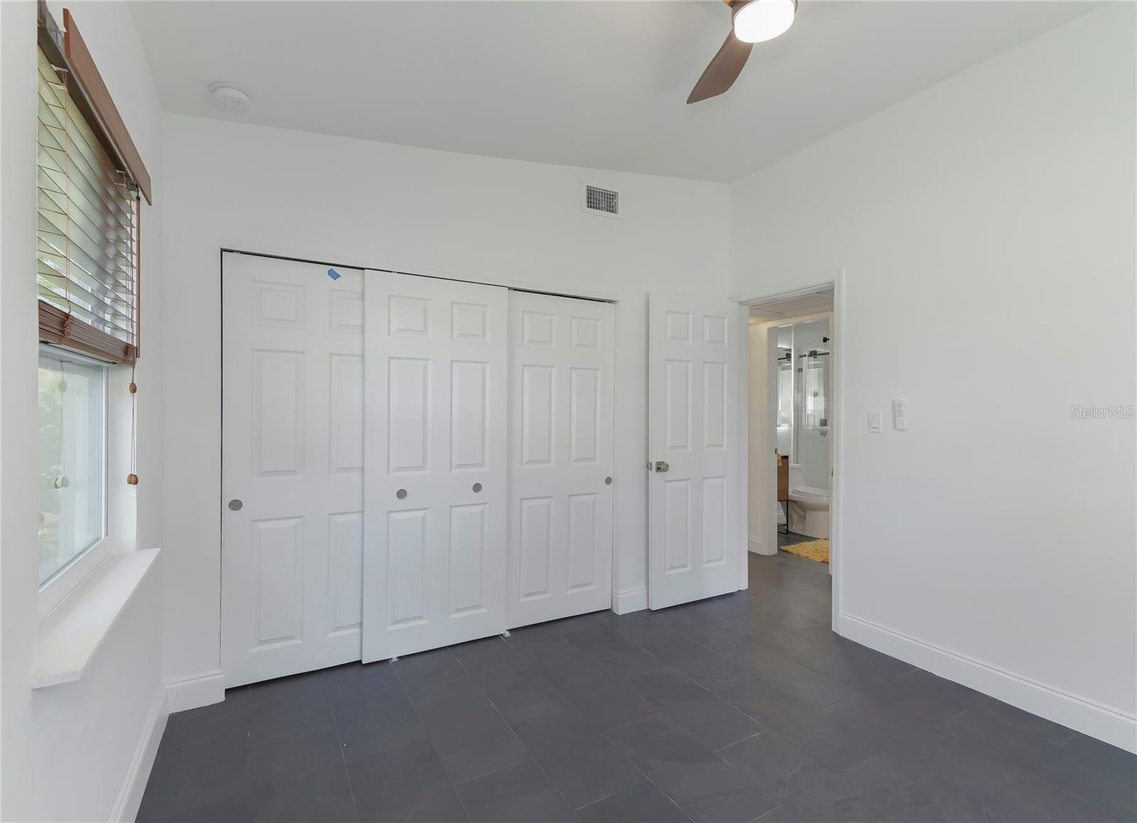 161 40TH AVE SE