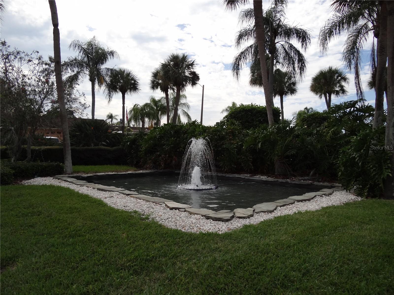 531 BOCA CIEGA POINT BLVD N #2707