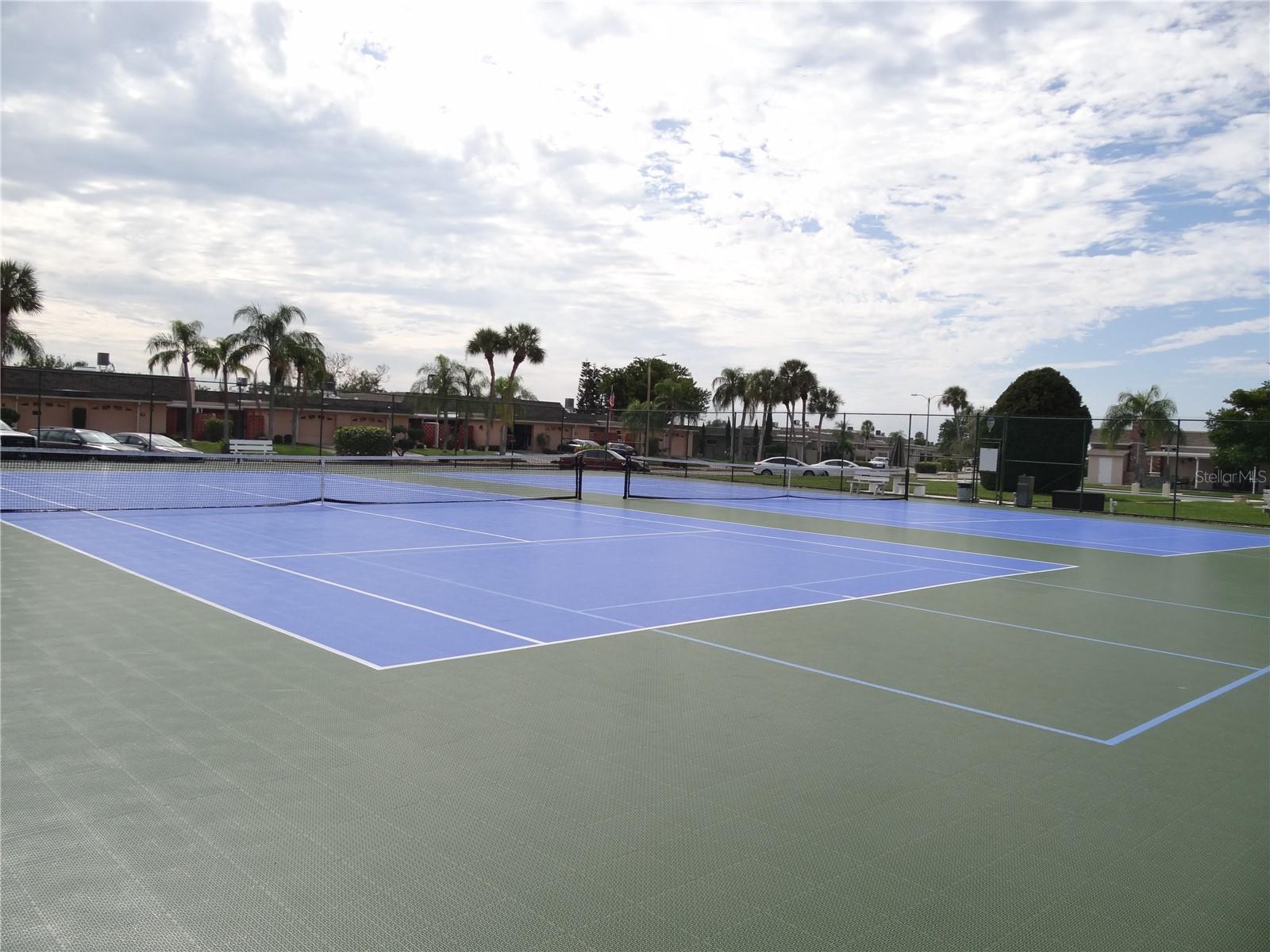 531 BOCA CIEGA POINT BLVD N #2707