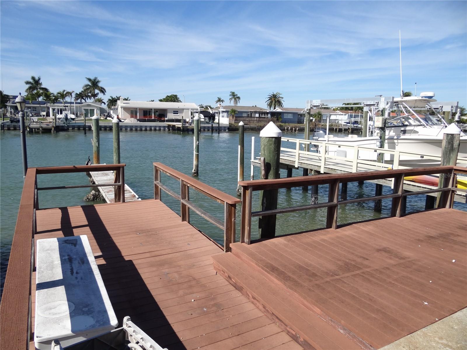 531 BOCA CIEGA POINT BLVD N #2707