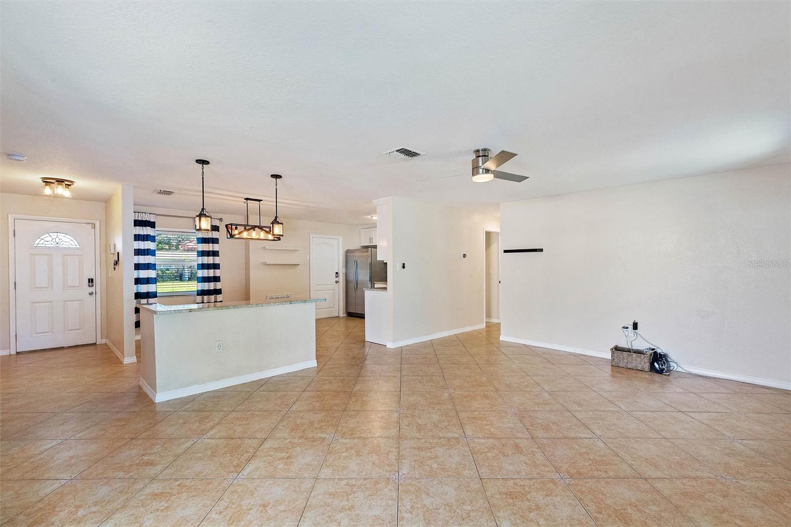 4127 WHITING DR SE