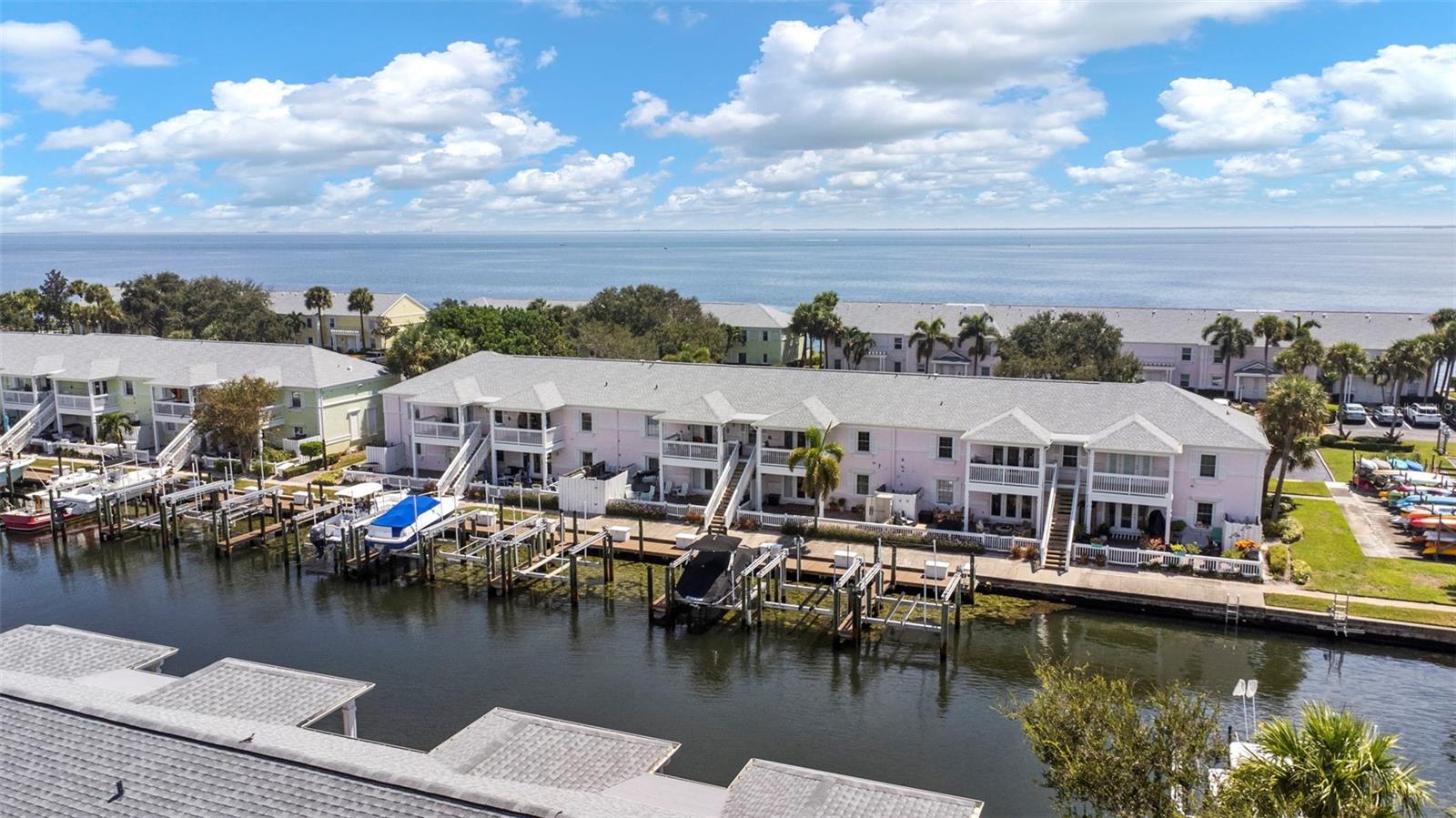 5135 COQUINA KEY DR SE #E
