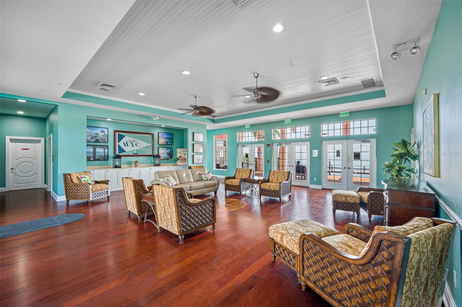 5135 COQUINA KEY DR SE #E