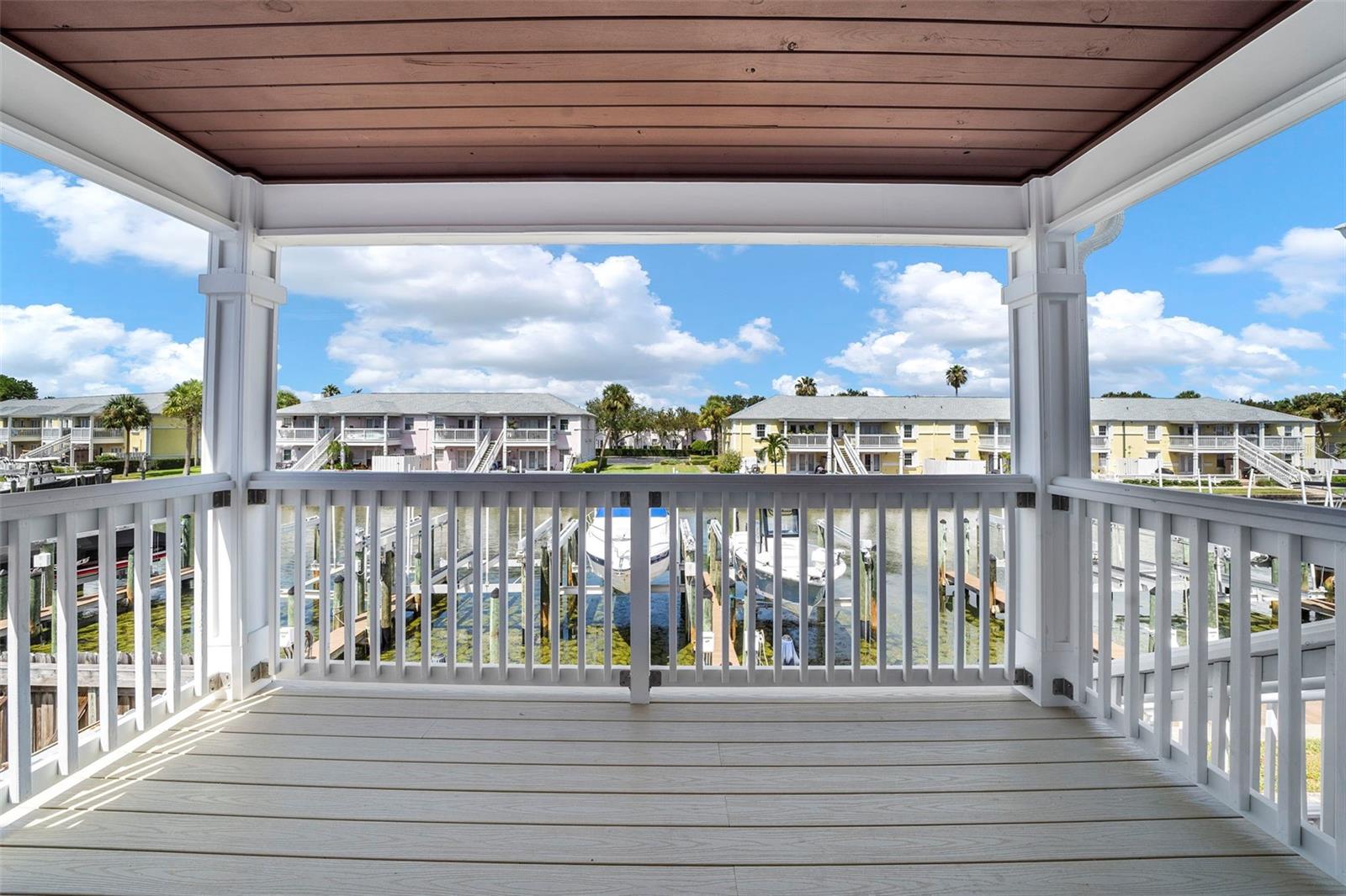 5135 COQUINA KEY DR SE #E
