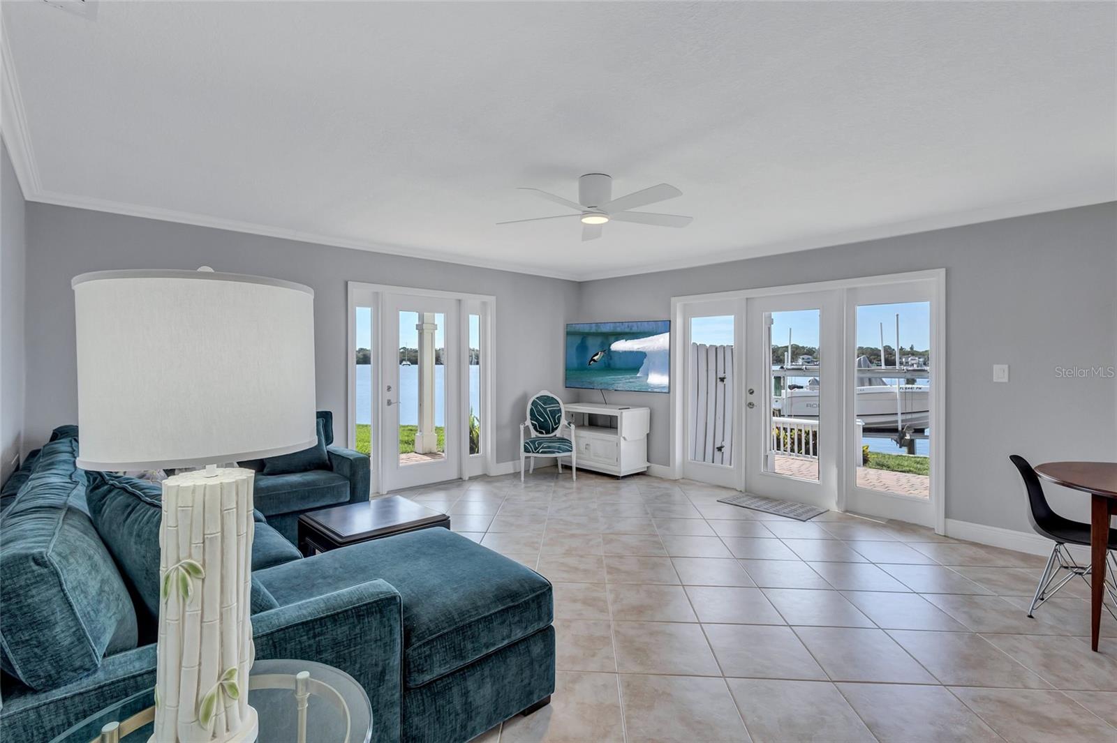 5265 BEACH DR SE #A