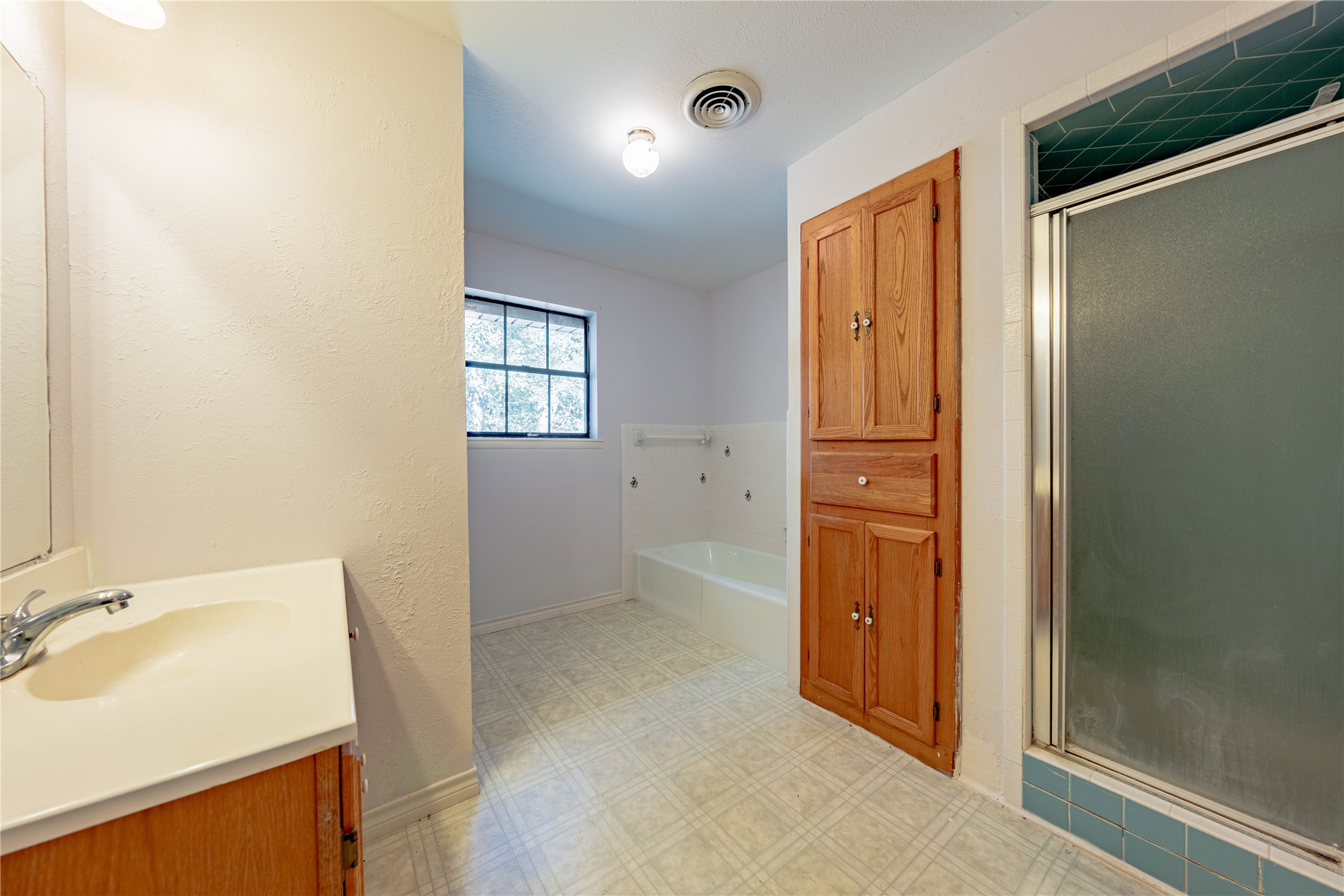 3694 An County Road 458